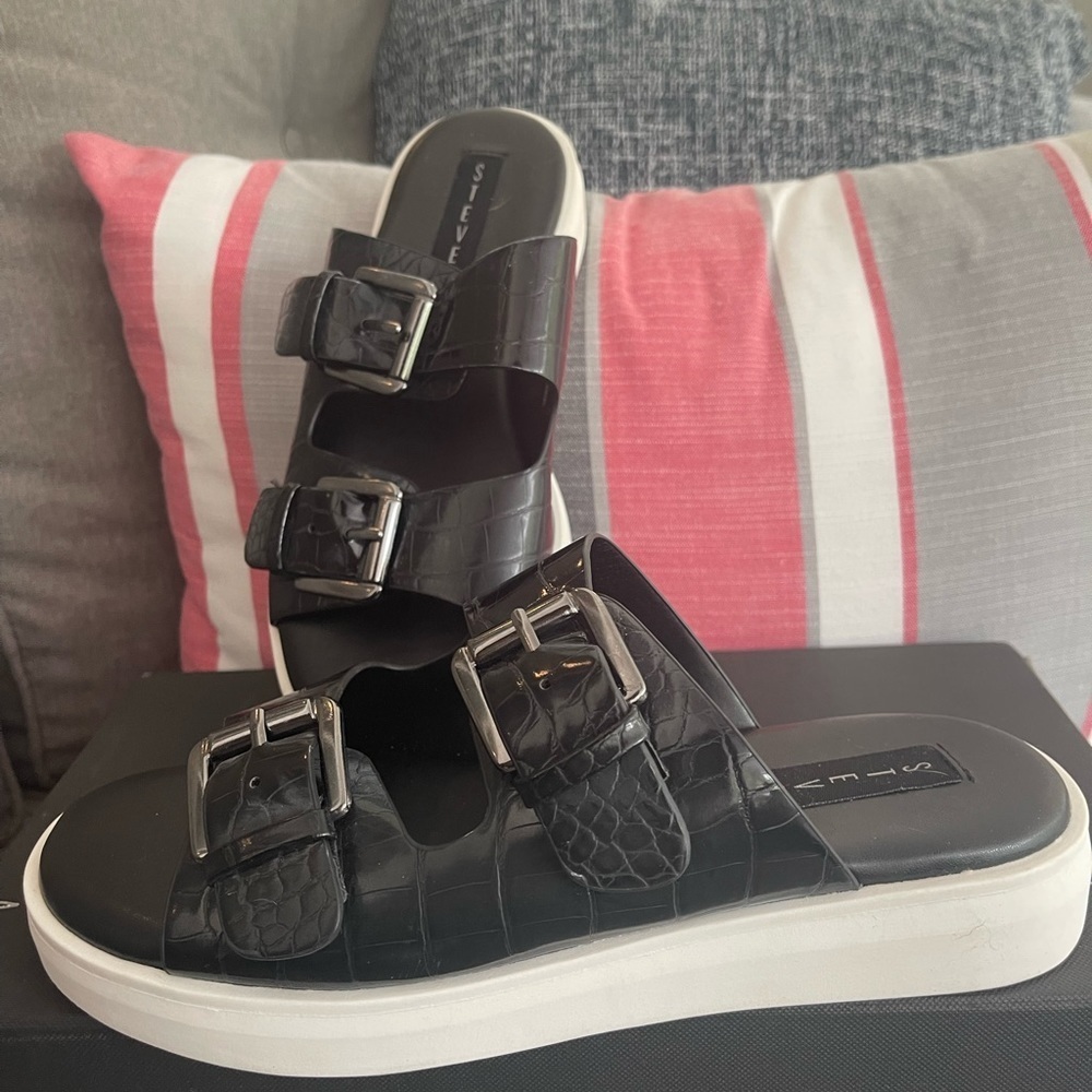 New Steven Steve Madden black slides sandals 6.5 $99 FINAL SALE - Picture 2 of 5